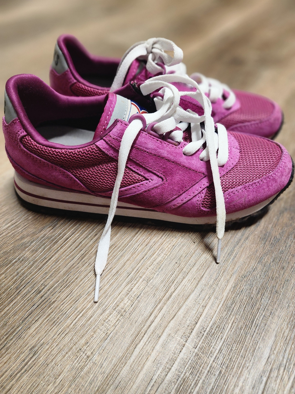 Brooks Women's Pink Suede & Mesh Running Sneakers